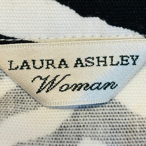 Laura Ashley Black & White Zebra Print Sequin Trim Raw Edge Jacket Women Sz 2X - Picture 8 of 11